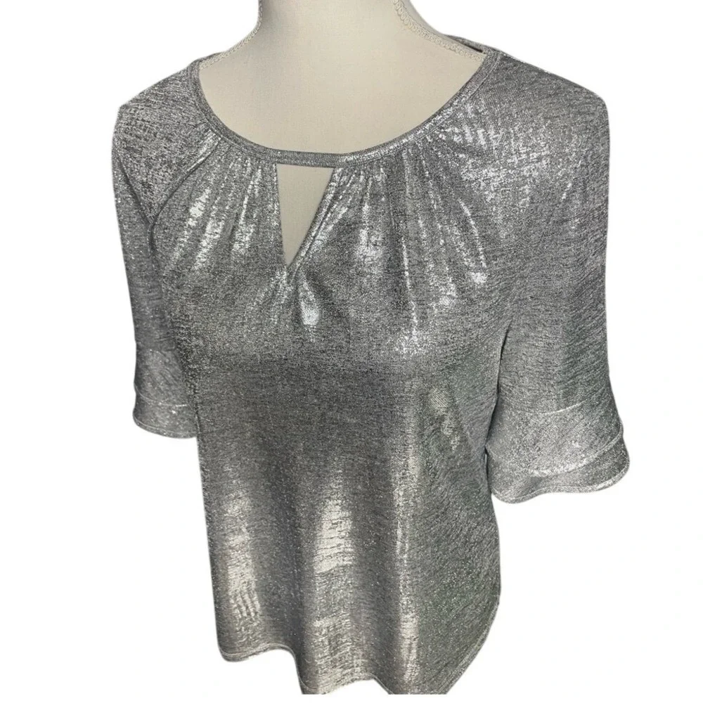 7th Avenue Design NY & Co Silver Shimmer Keyhole Opening Blouse Women's Medium - Picture 2 of 9
